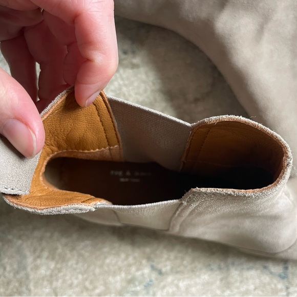 Rag & Bone Tan Water Suede Ankle Chelsea Boots - Picture 9 of 10